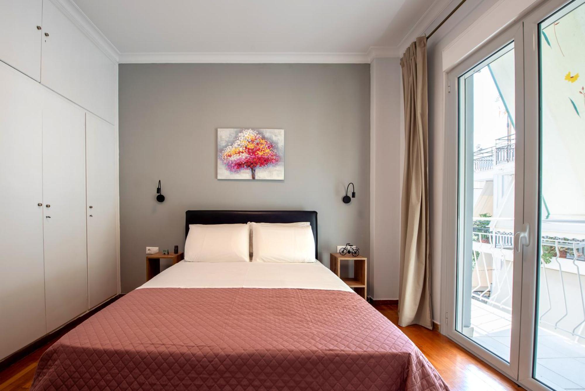 Spacious And Modern One Bedroom Apartment Athens Exterior photo